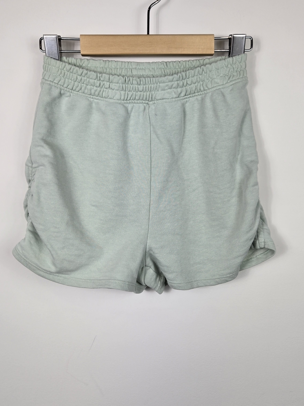 H&M Mint Green Sweat Shorts Girls Size 12-13Y US 16 Lounge Athletic Casual